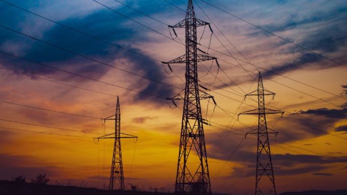 Conta de luz mais cara energia fiemg