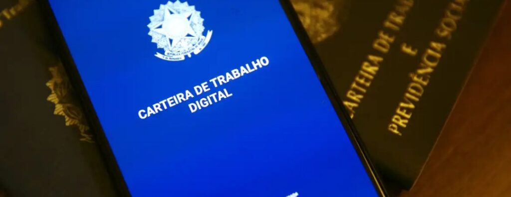 Mercado de trabalho de Minas Gerais avança no segundo trimestre de 2026
