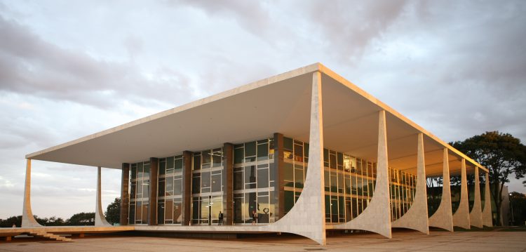 FIEMG cobra transparência, independência e caráter apartidário do STF
