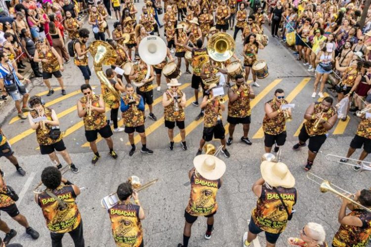 Prazo para cadastro de blocos do Carnaval de BH 2027 é ampliado