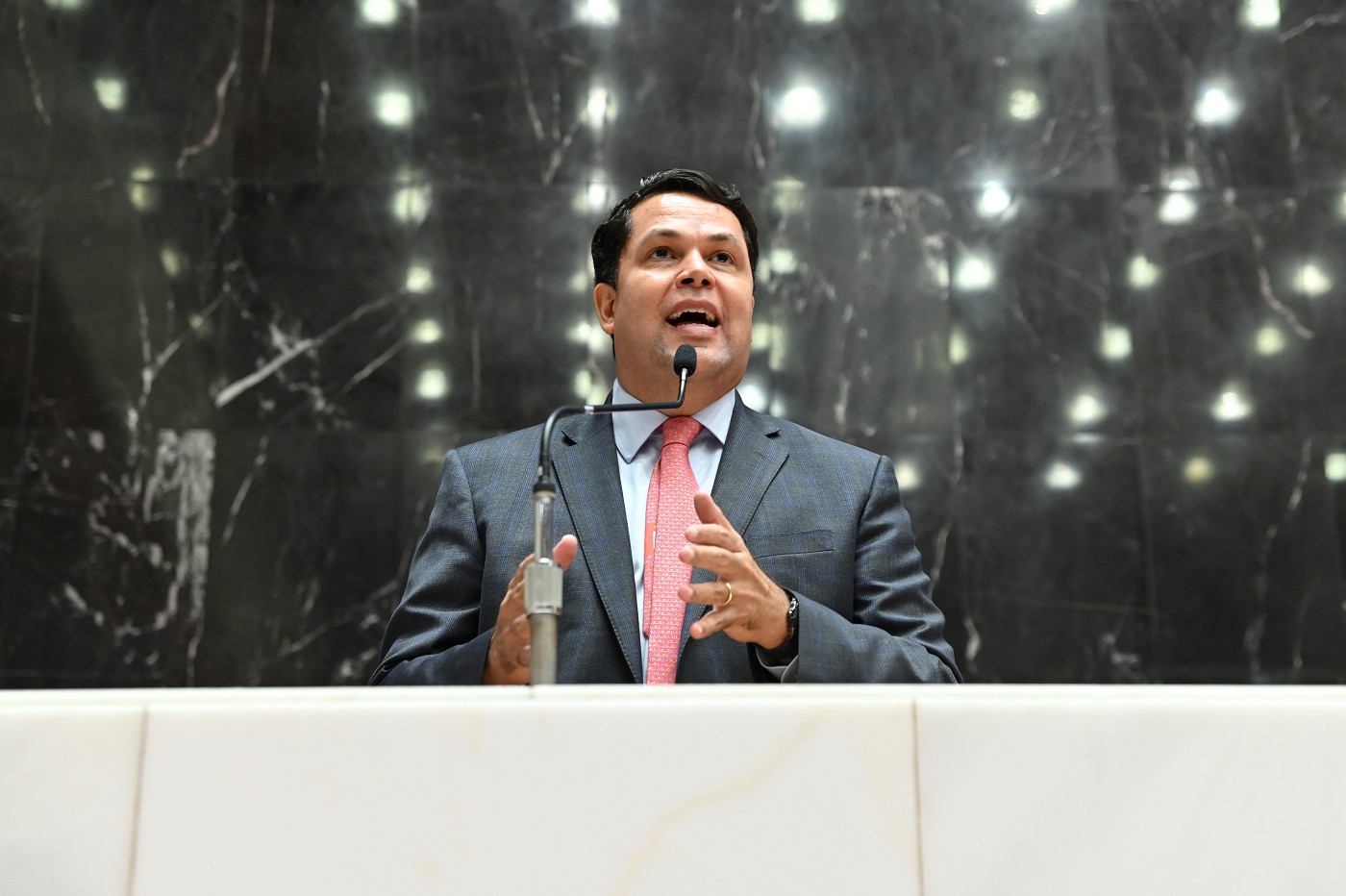 João Vítor Xavier renuncia ao mandato na ALMG