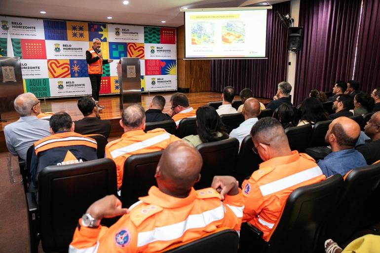 PBH reforça prevenção e monitoramento para chuvas em BH