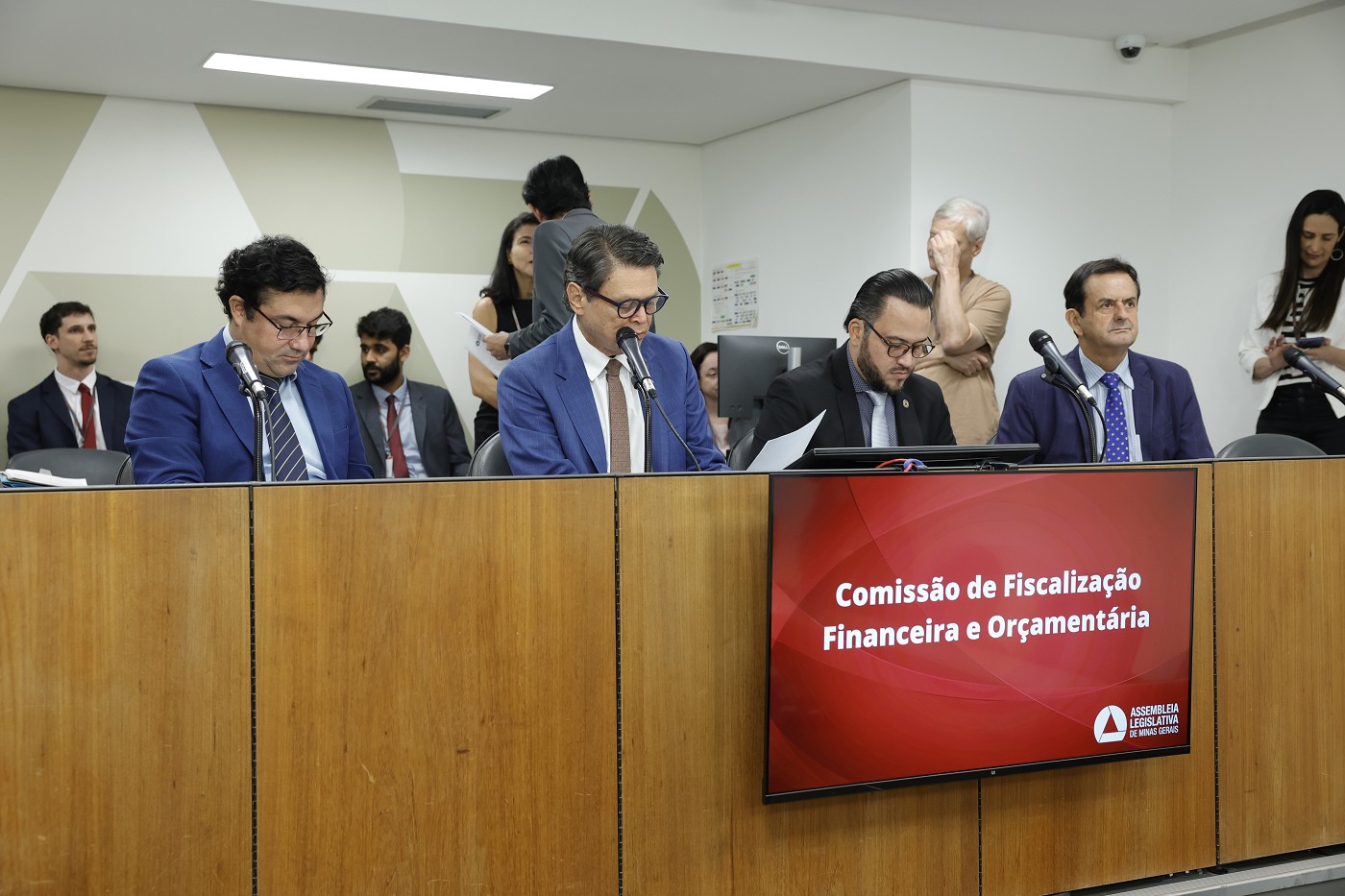 Avança projeto para agilizar execução de emendas parlamentares impositivas